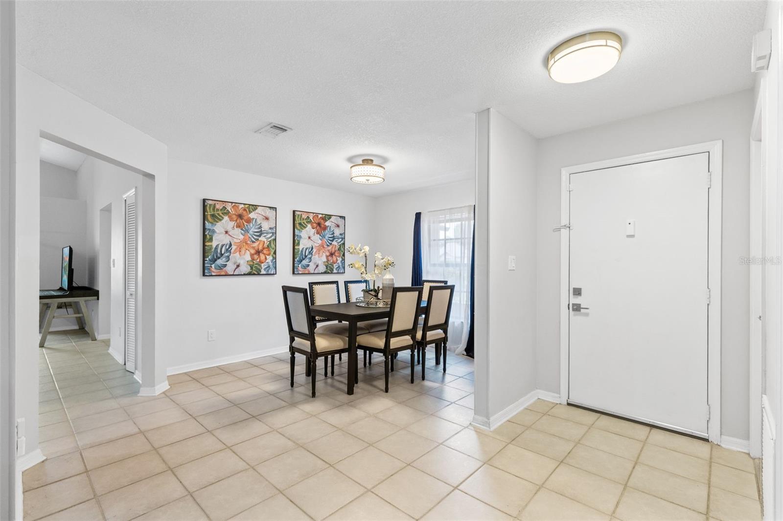 HUNTERS TRACE - Residential