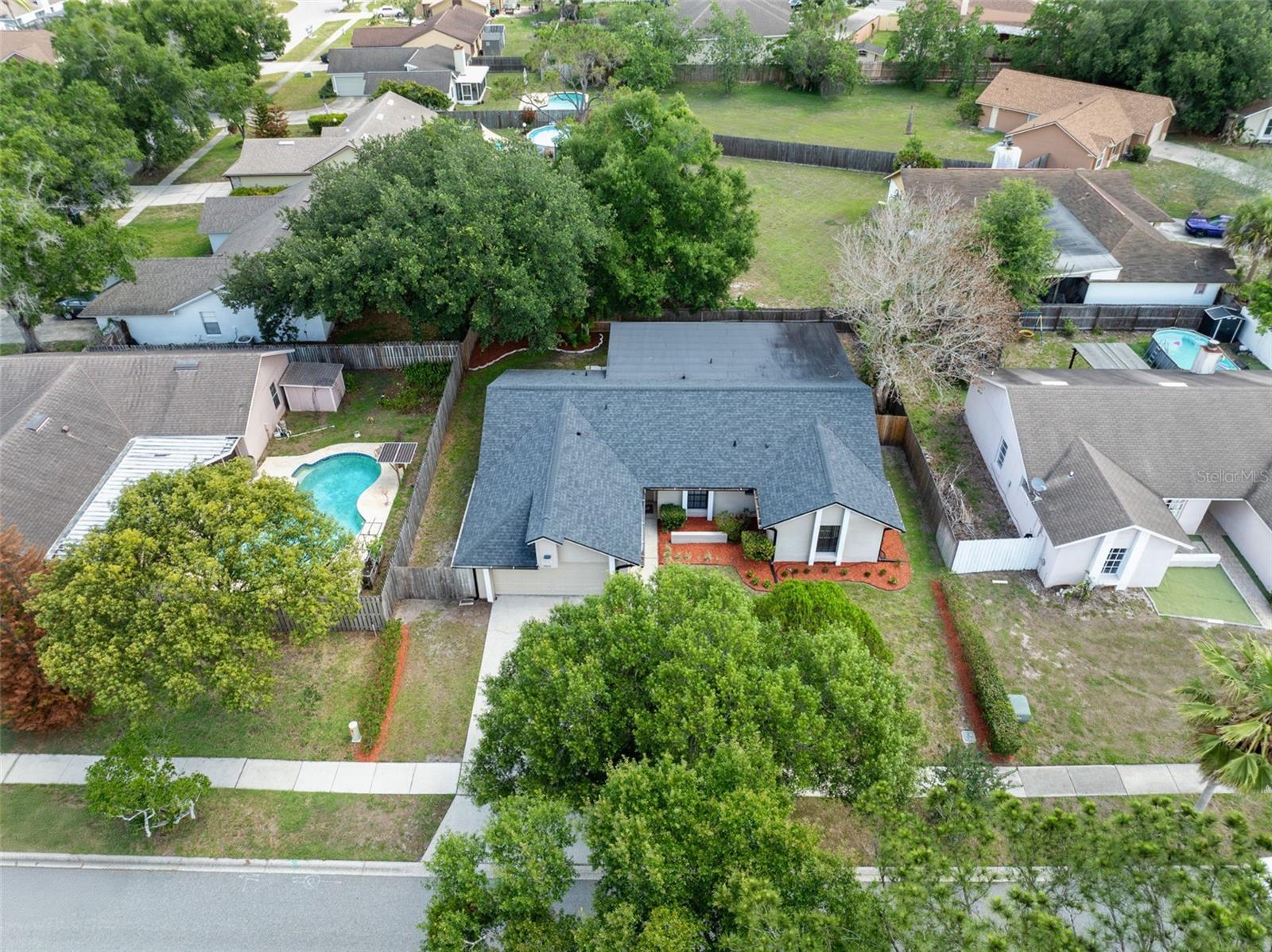 HUNTERS TRACE - Residential