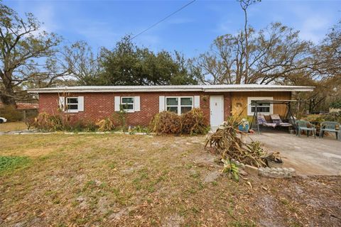 Photo of 515 Lemon Street, Mulberry, FL 33860 (MLS # S5144835)