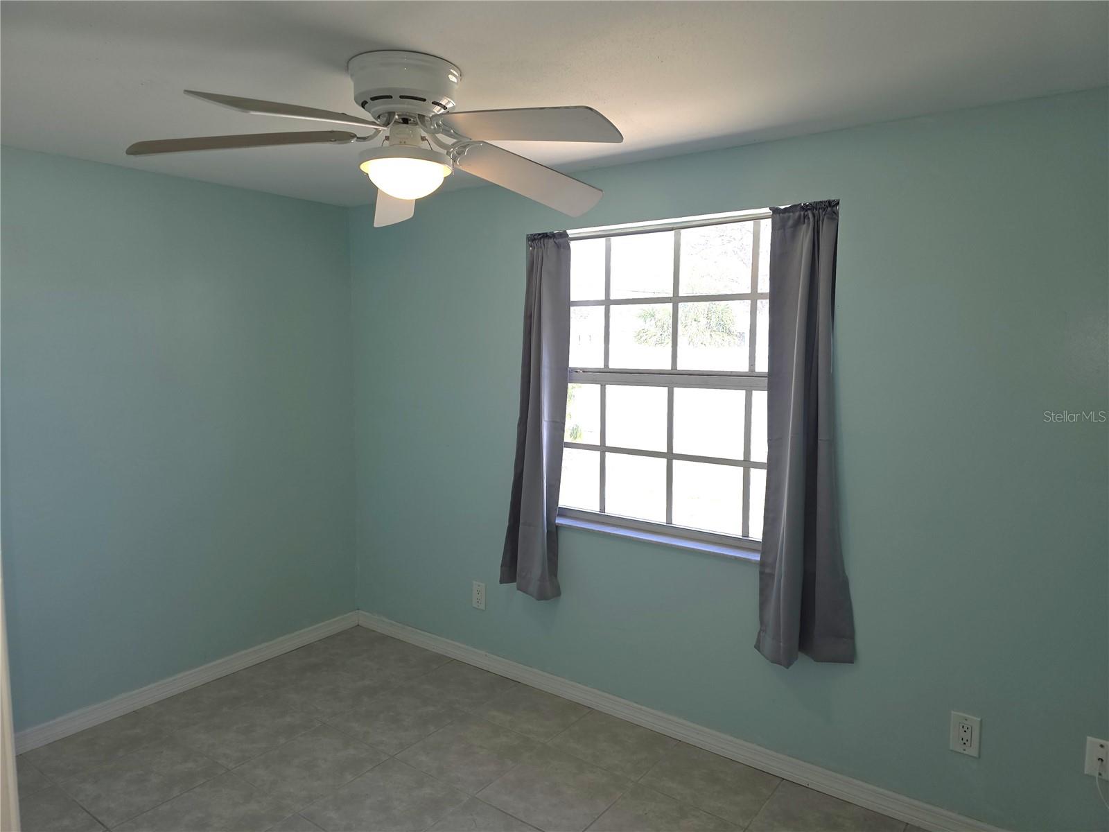 RIVER EDGE 02 - Residential