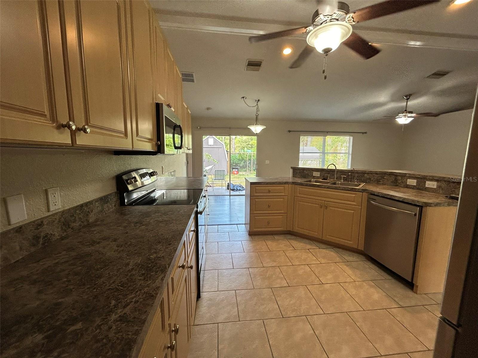 PORT CHARLOTTE SUB 30 - Residential Lease