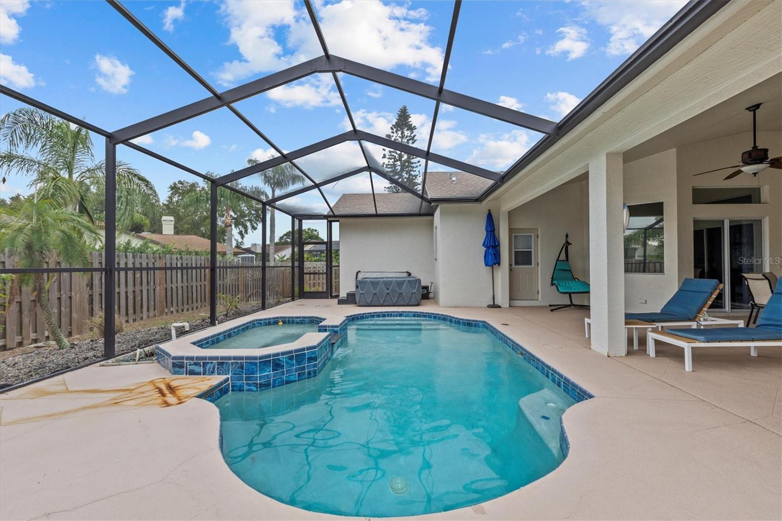 GLENWOOD GULF TRACE - Residential