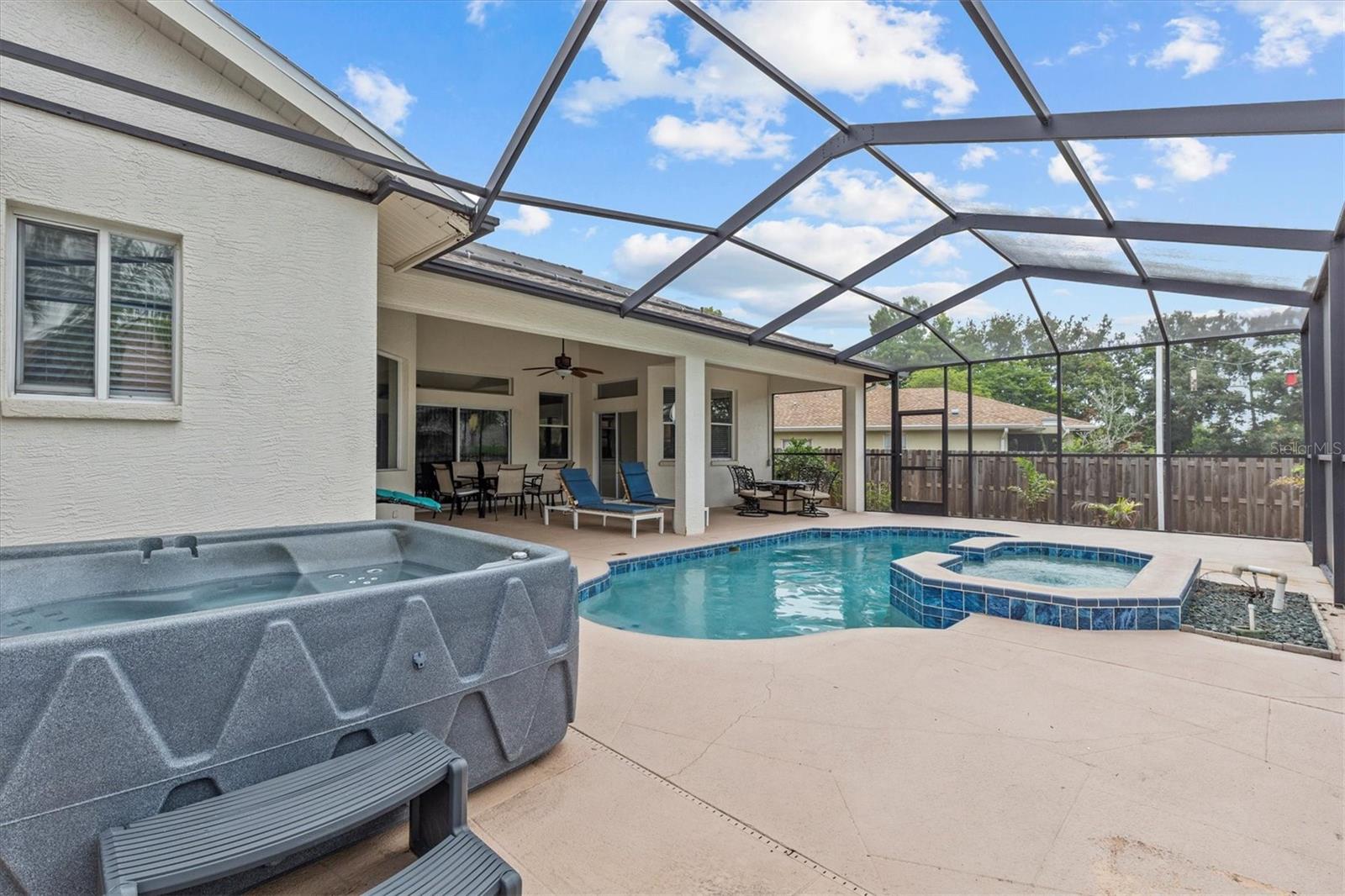 GLENWOOD GULF TRACE - Residential