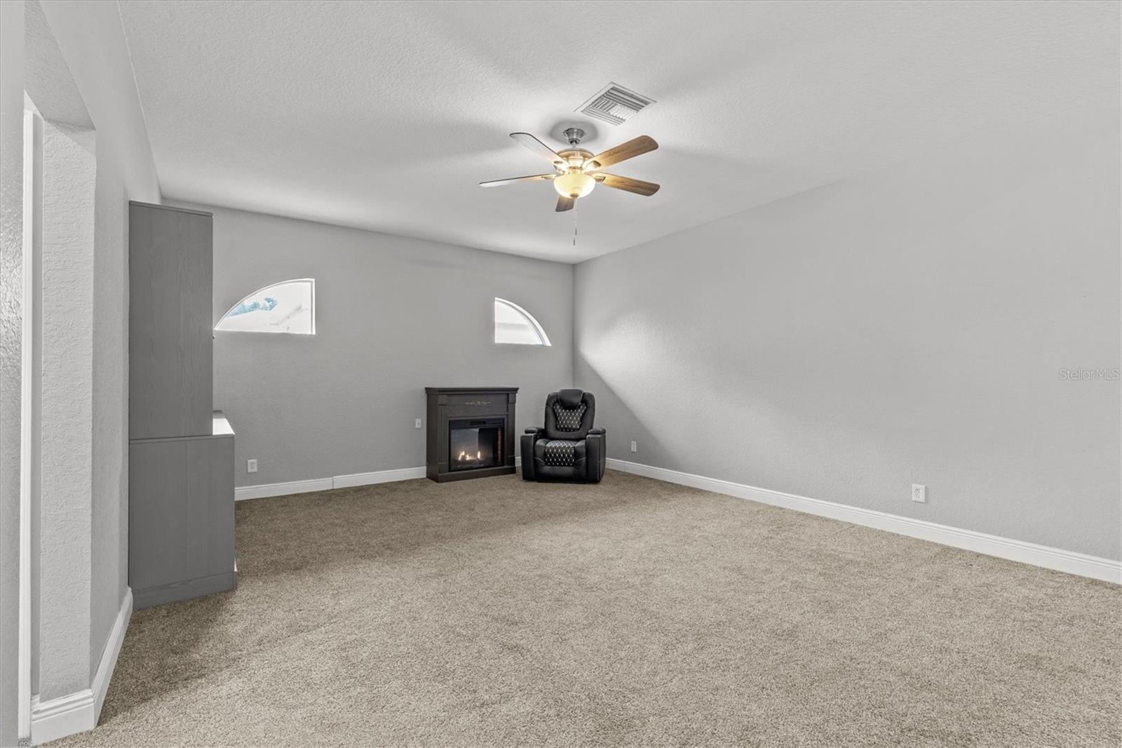 GLENWOOD GULF TRACE - Residential