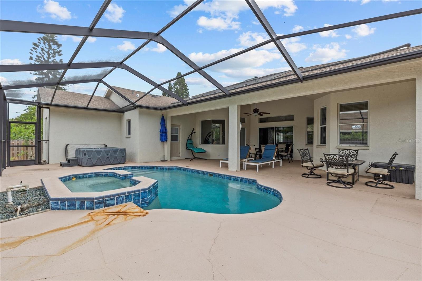 GLENWOOD GULF TRACE - Residential