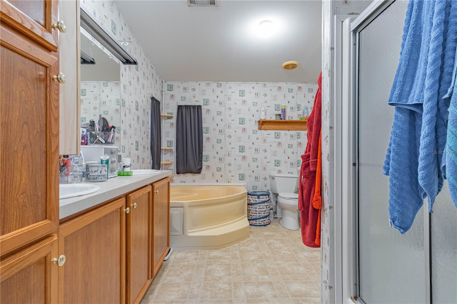 HILTOP VILLAGE - Residential