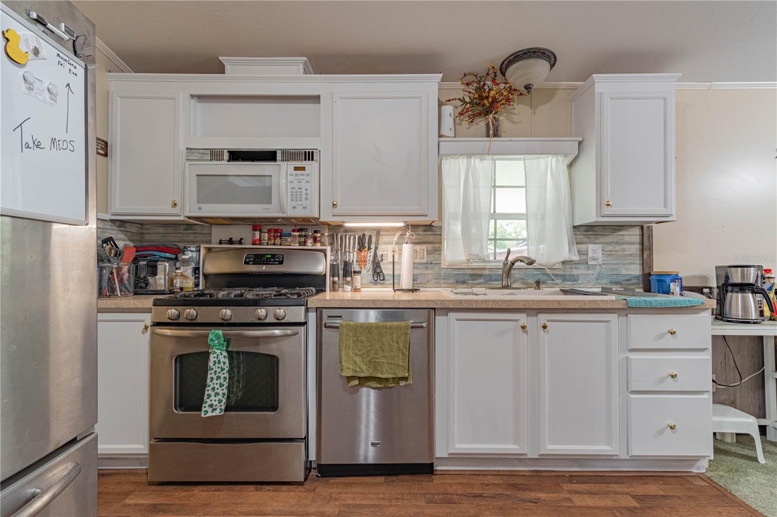 HILTOP VILLAGE - Residential