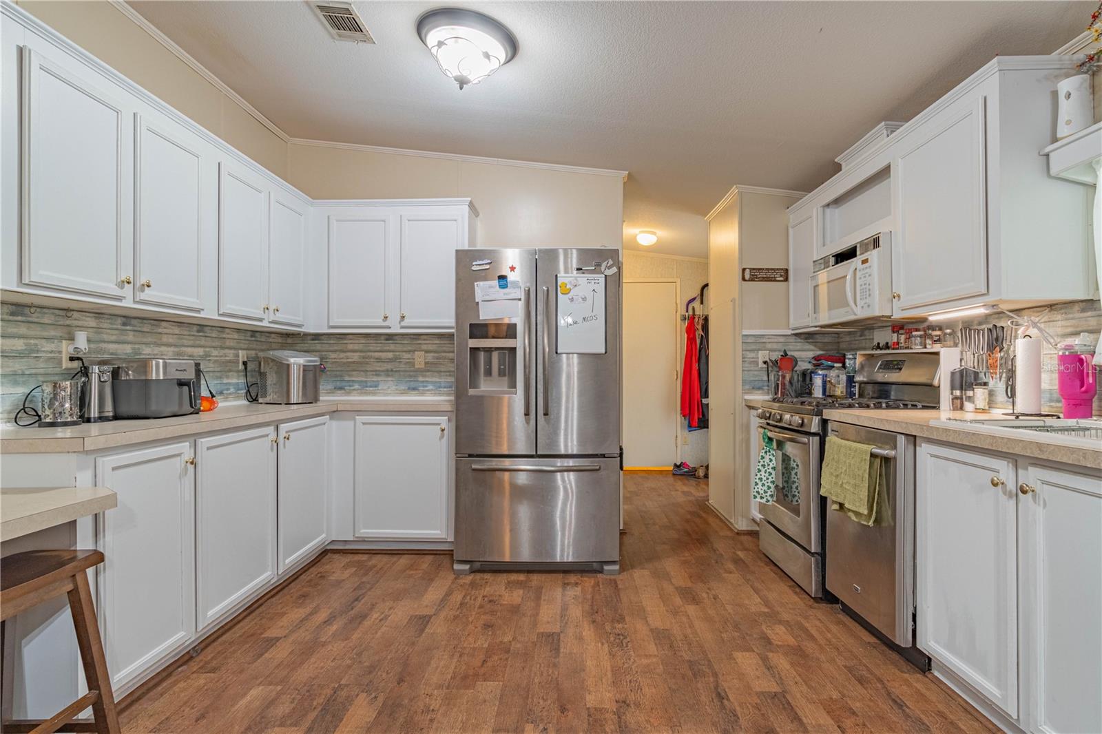 HILTOP VILLAGE - Residential