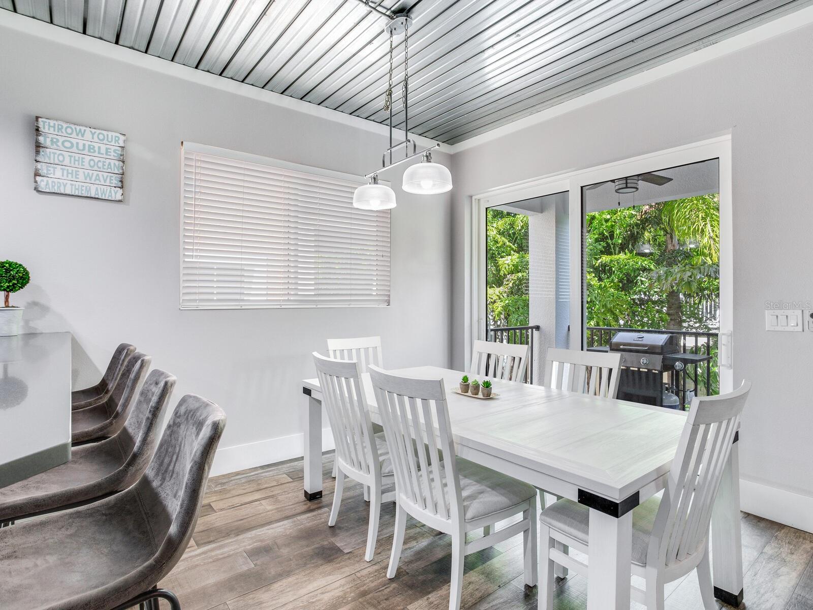 GAY SHORES - Residential Lease