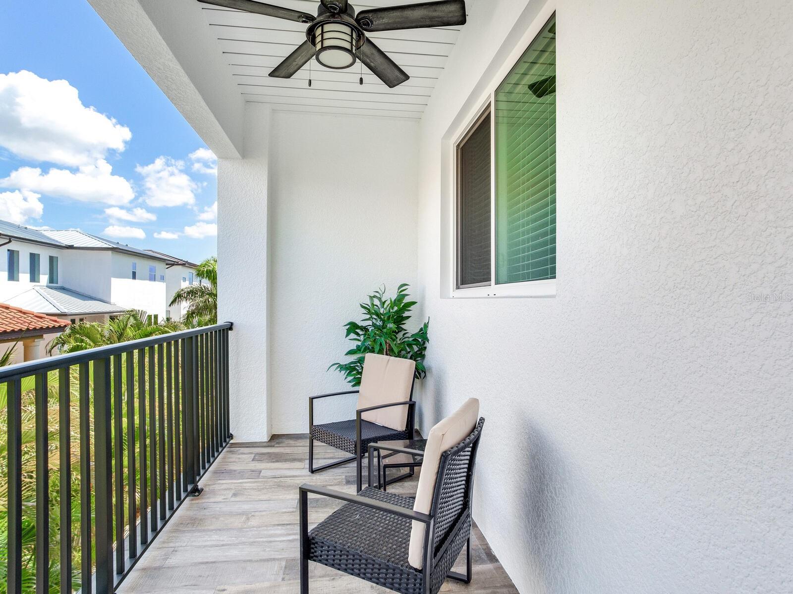 GAY SHORES - Residential Lease