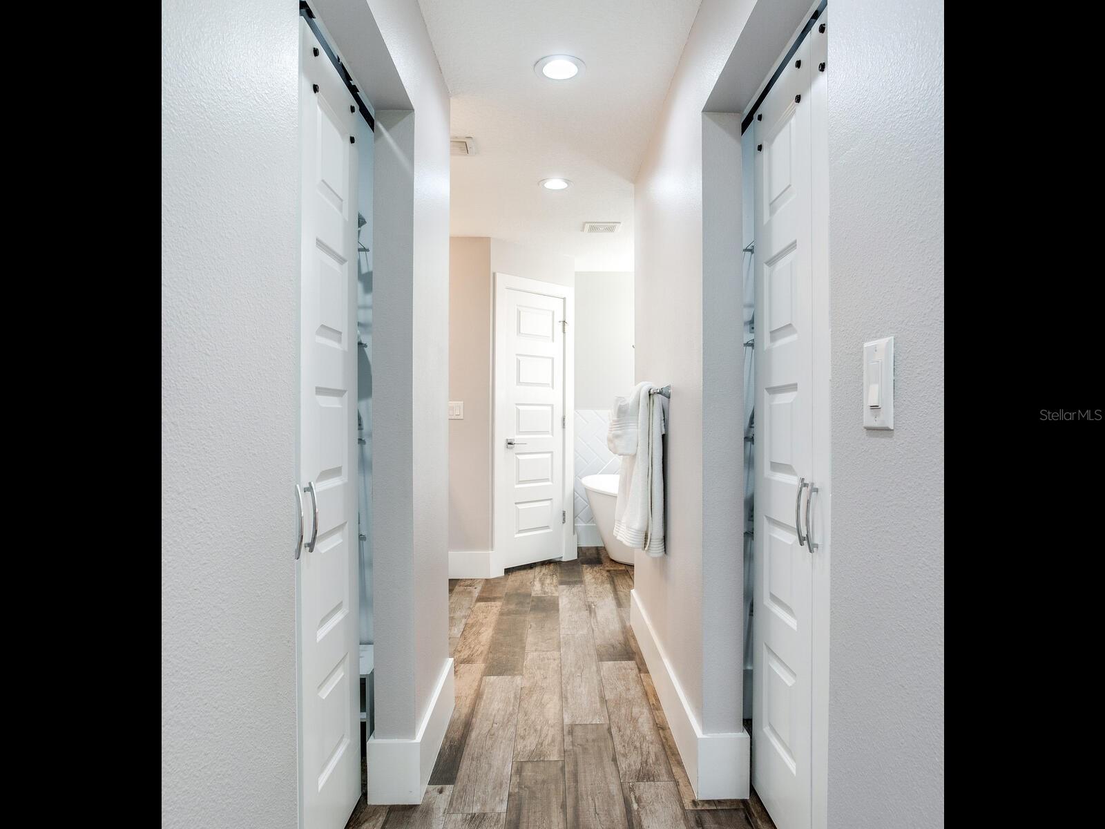 GAY SHORES - Residential Lease