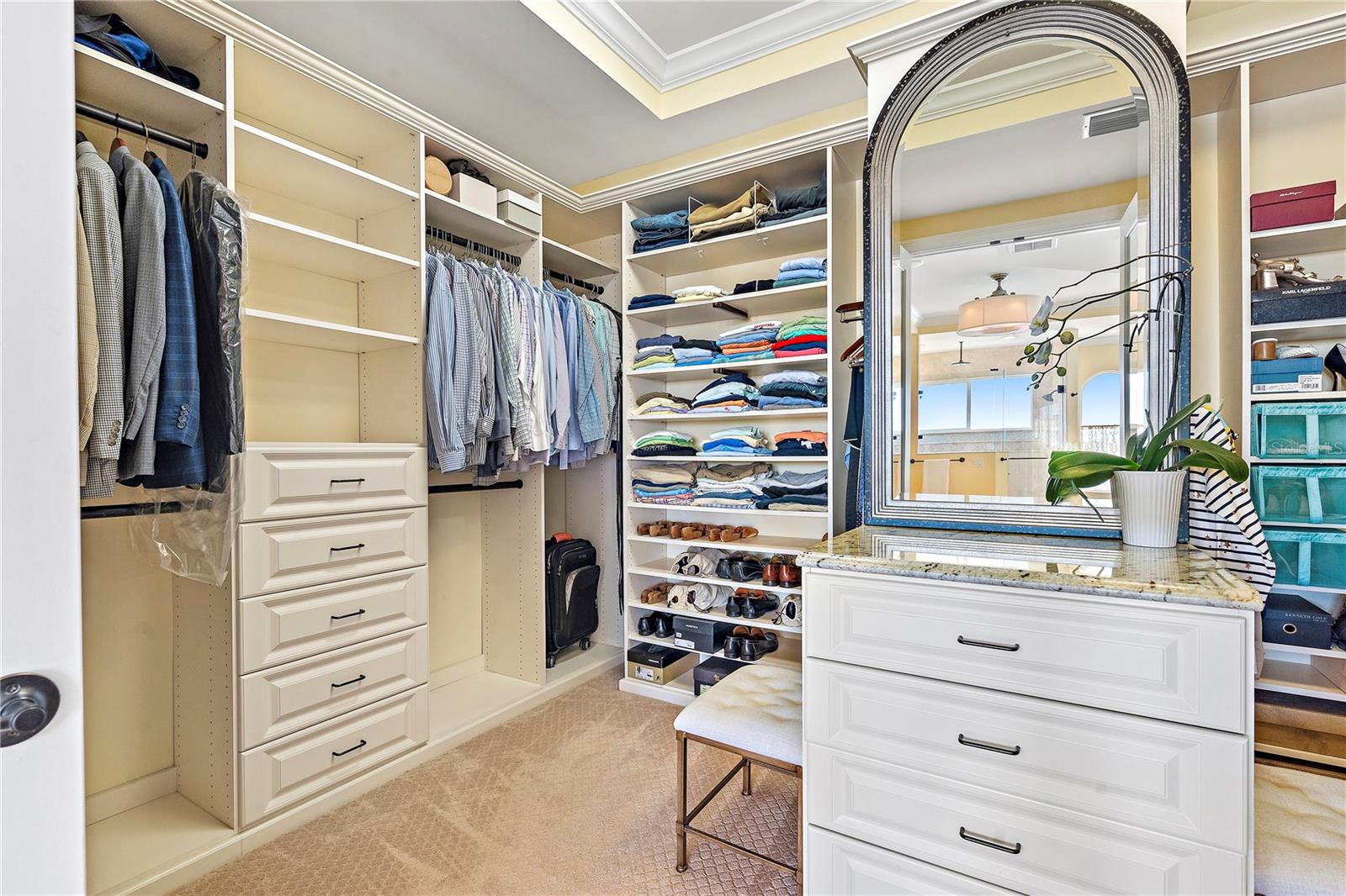 COLONIAL CORP REP - Residential