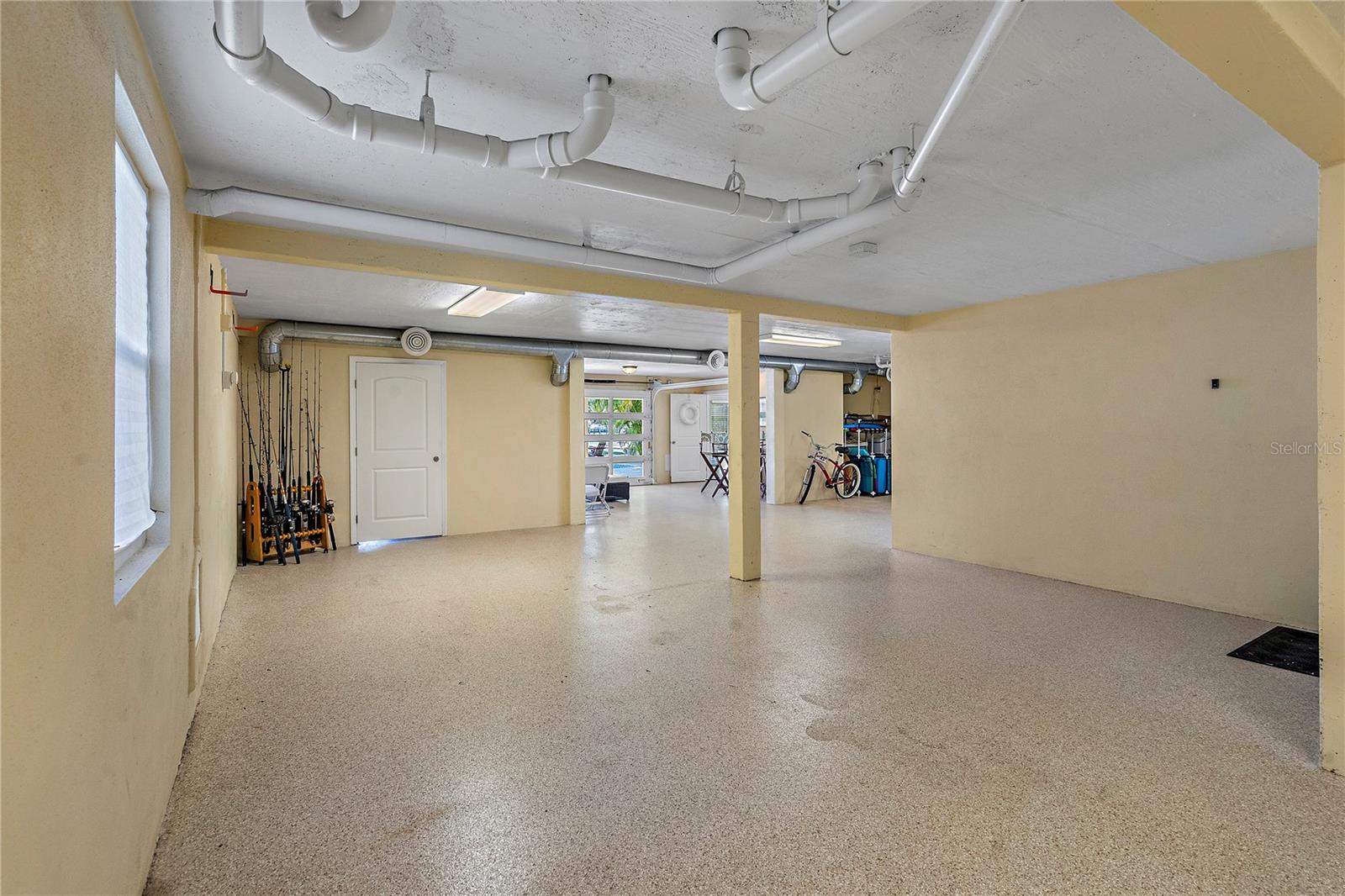 COLONIAL CORP REP - Residential