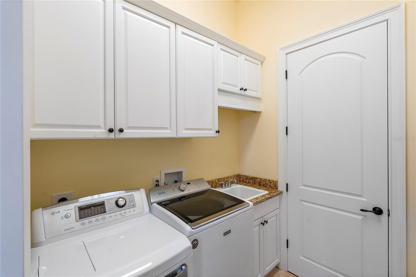 COLONIAL CORP REP - Residential