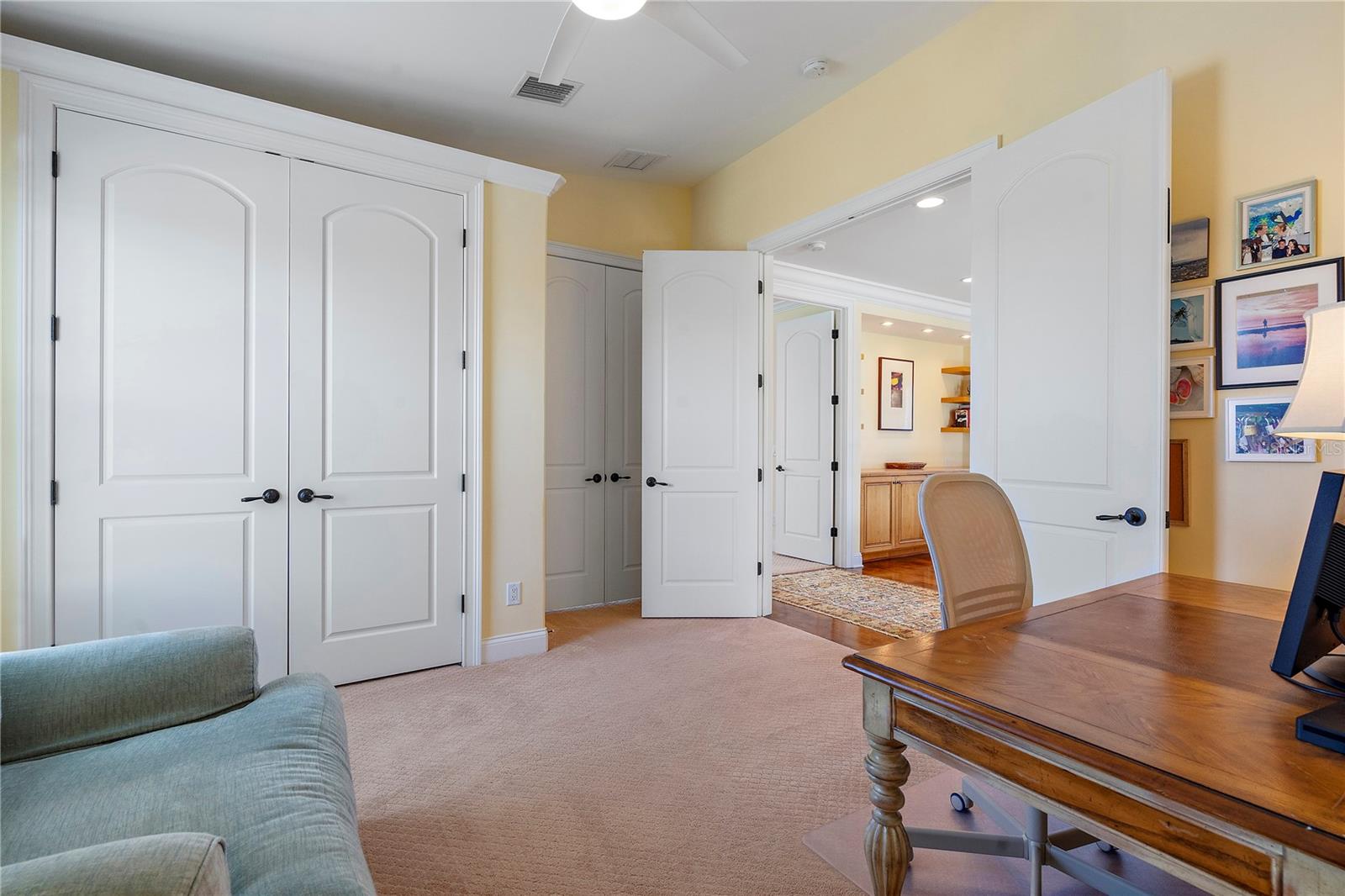 COLONIAL CORP REP - Residential