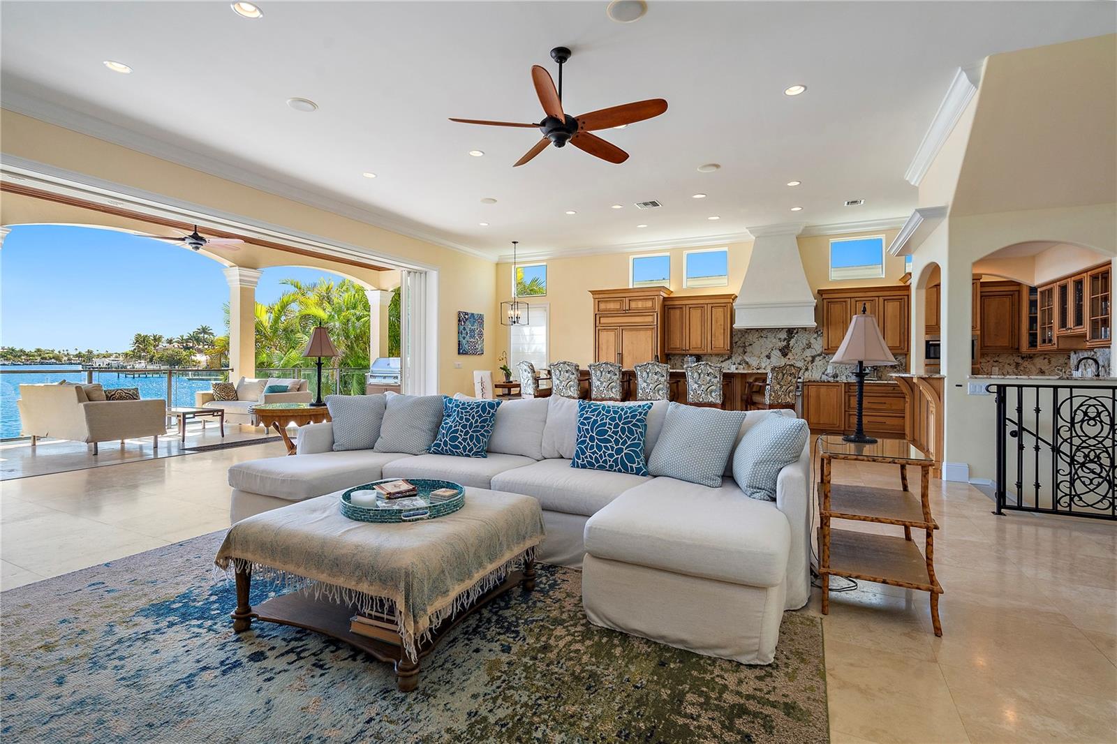 COLONIAL CORP REP - Residential