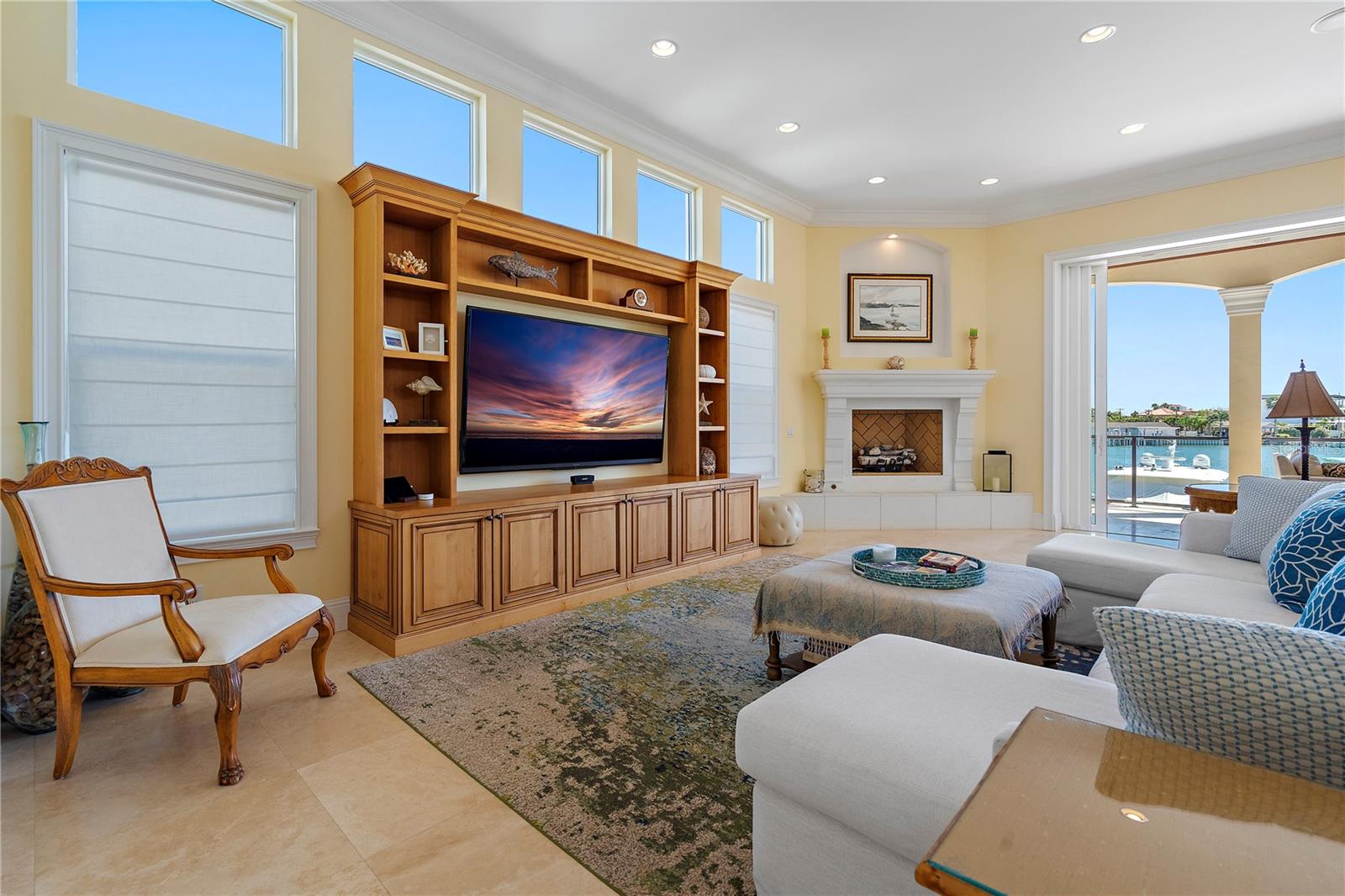 COLONIAL CORP REP - Residential