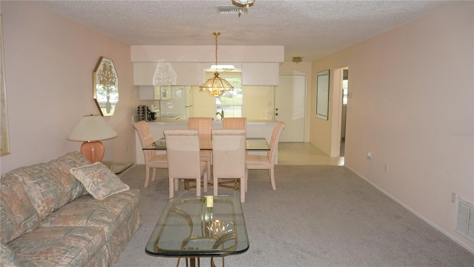 VILLAGE WOODS CONDO PH 02 - Residential Lease