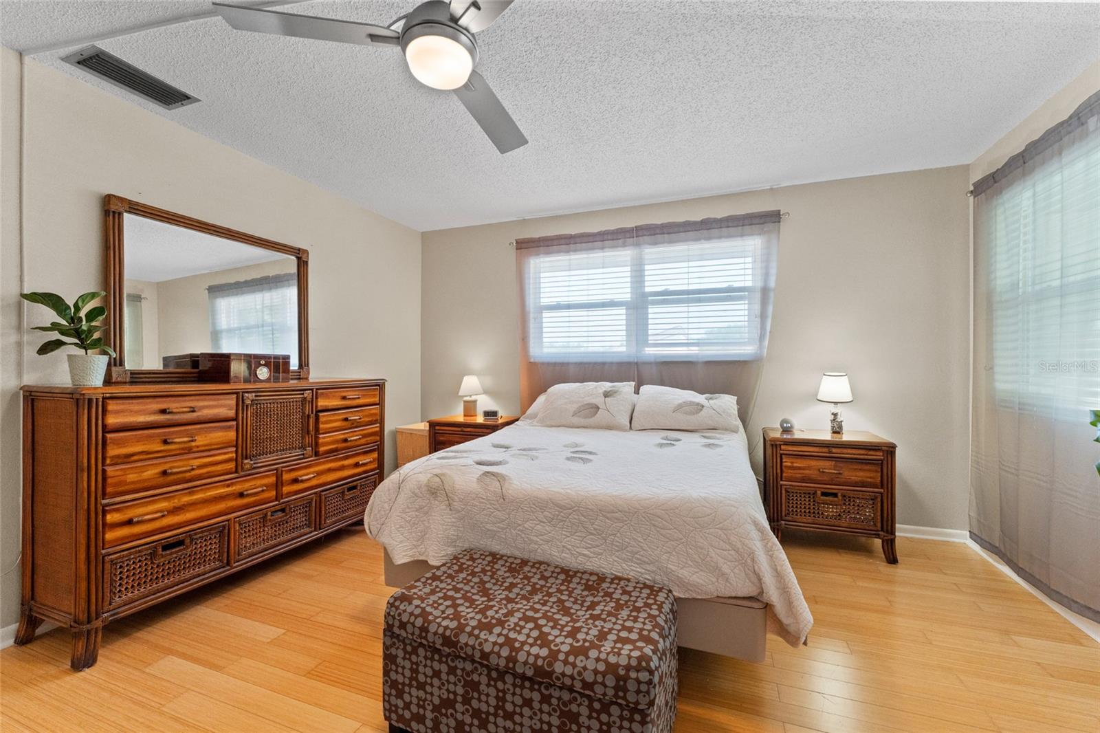 WINDING WOOD CONDO 1X - Residential