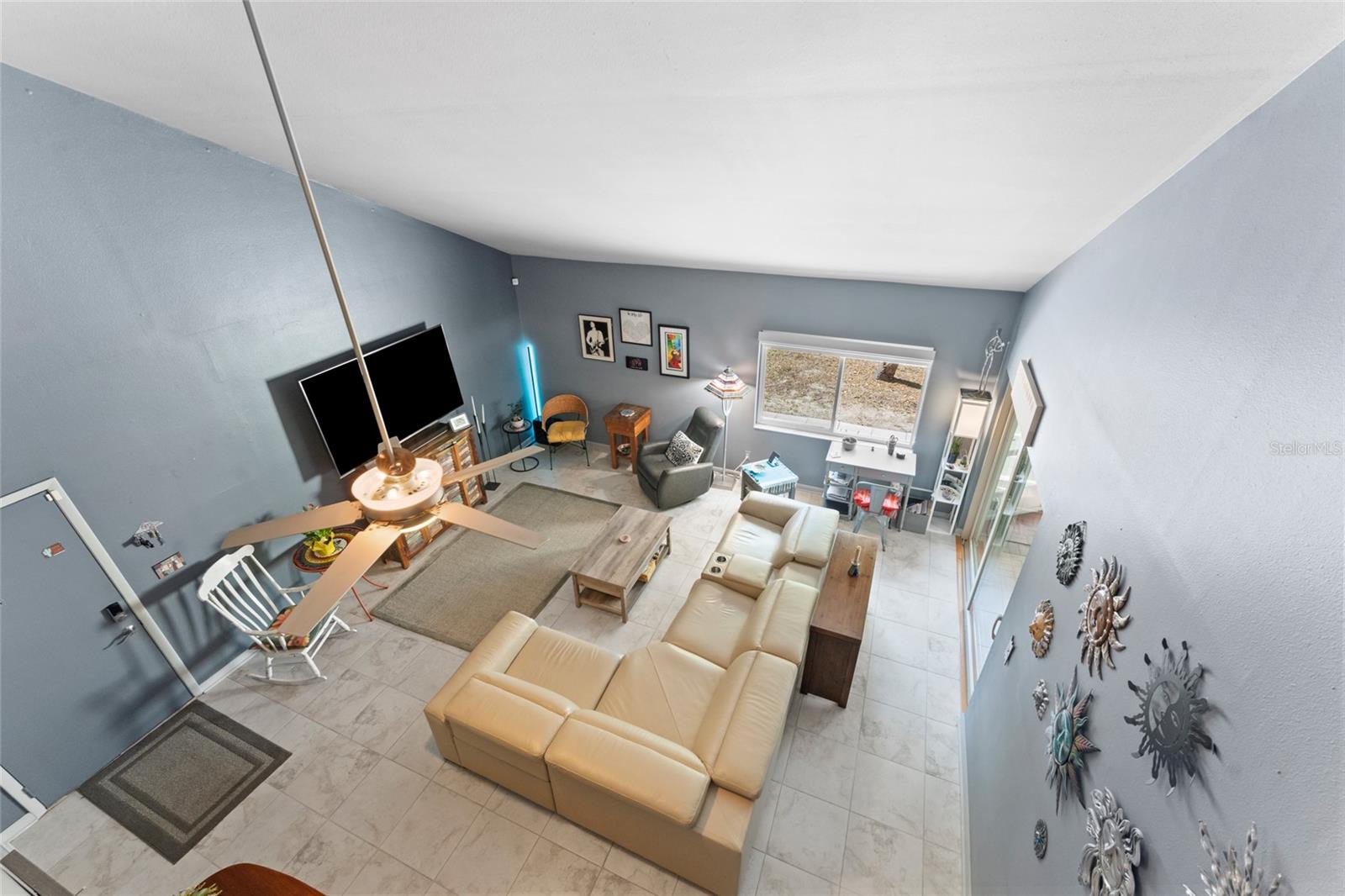 WINDING WOOD CONDO 1X - Residential