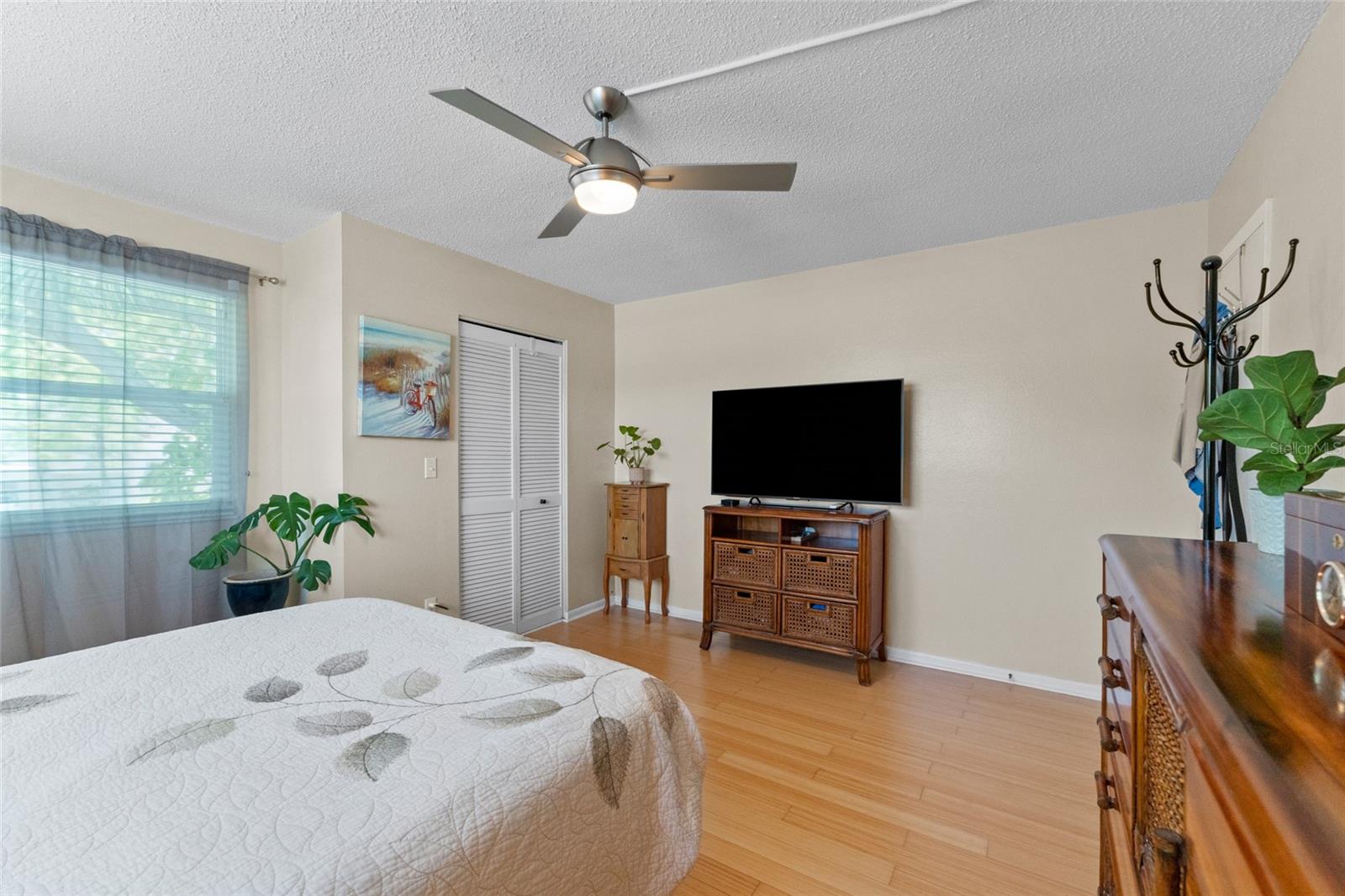 WINDING WOOD CONDO 1X - Residential