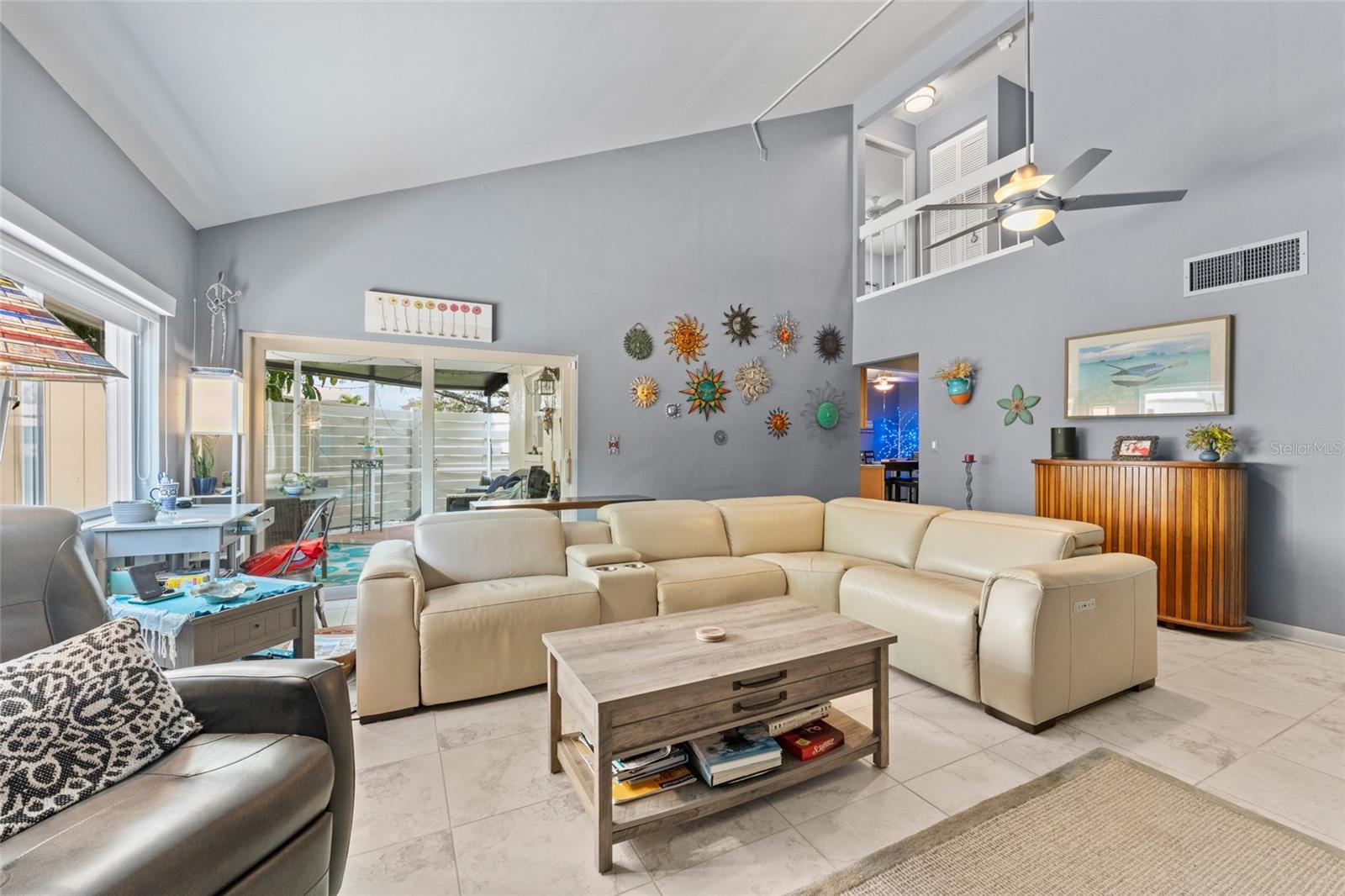 WINDING WOOD CONDO 1X - Residential