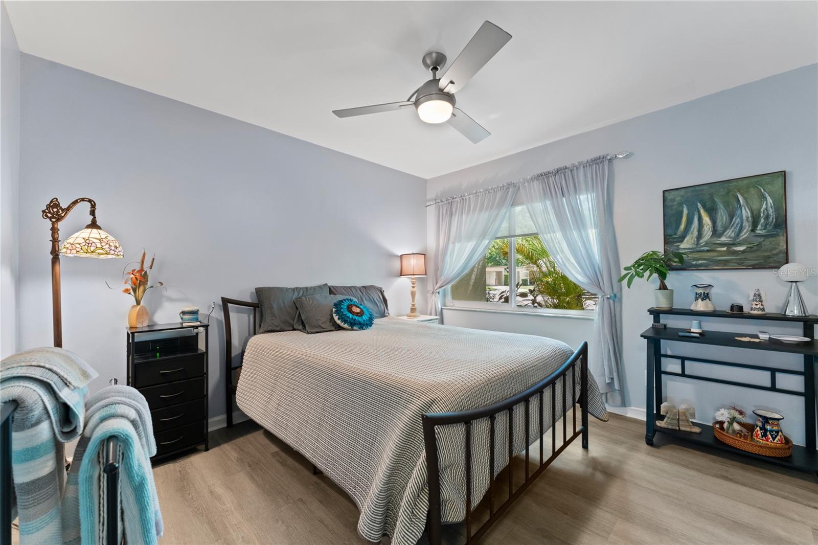 WINDING WOOD CONDO 1X - Residential