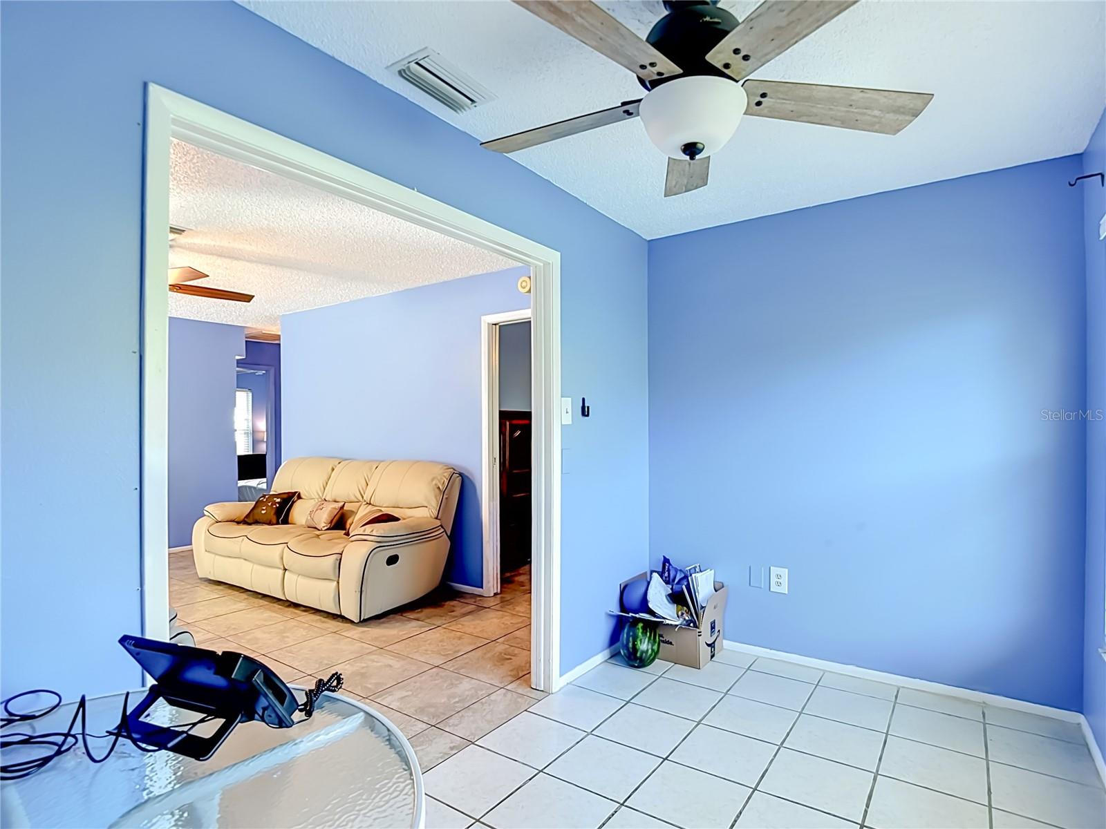 CAPRI VILLAGE CONDO 01 - Residential