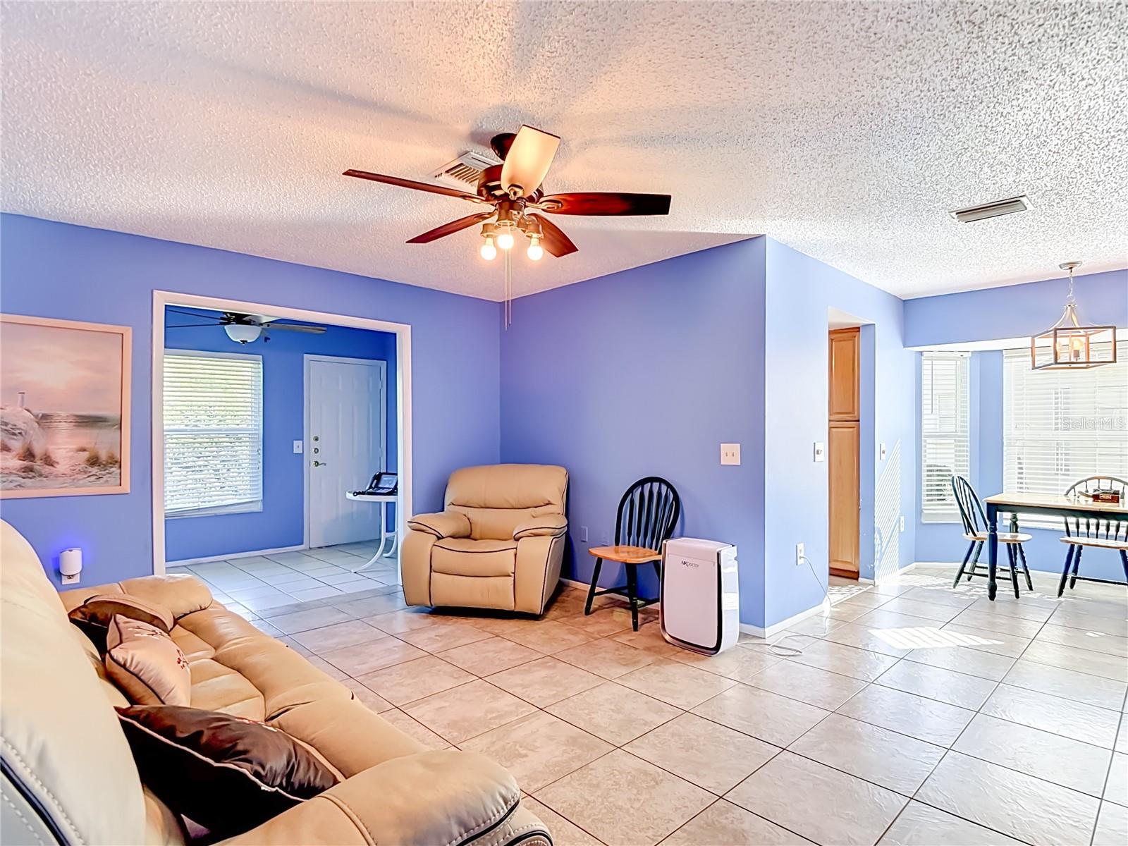 CAPRI VILLAGE CONDO 01 - Residential
