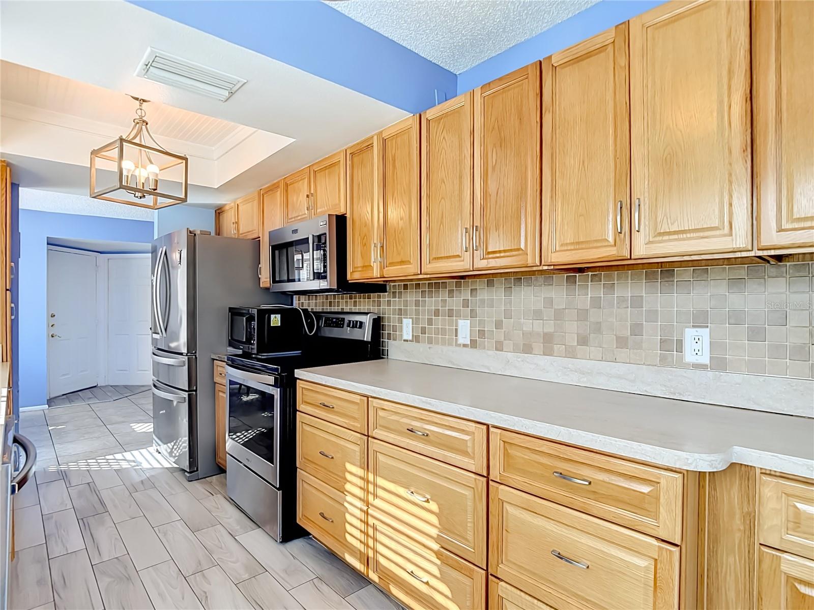 CAPRI VILLAGE CONDO 01 - Residential
