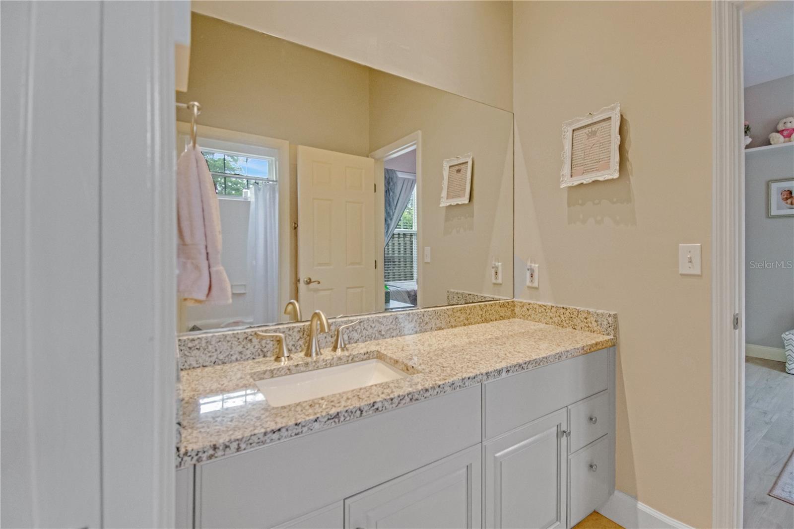 WINDSOR GLEN - Residential