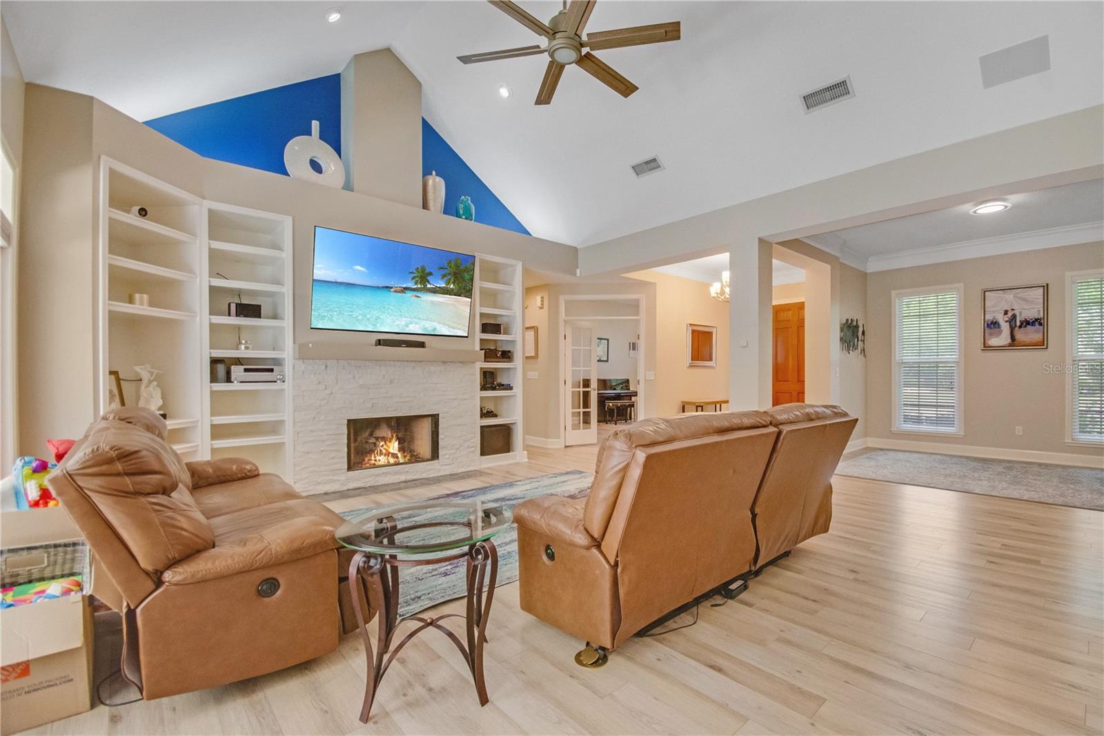 WINDSOR GLEN - Residential