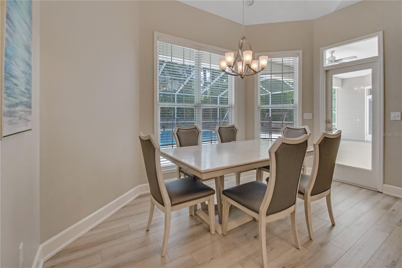 WINDSOR GLEN - Residential