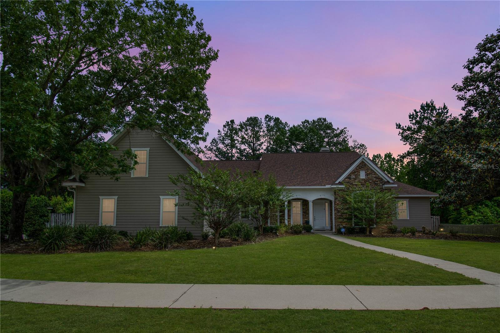 WINDSOR GLEN - Residential