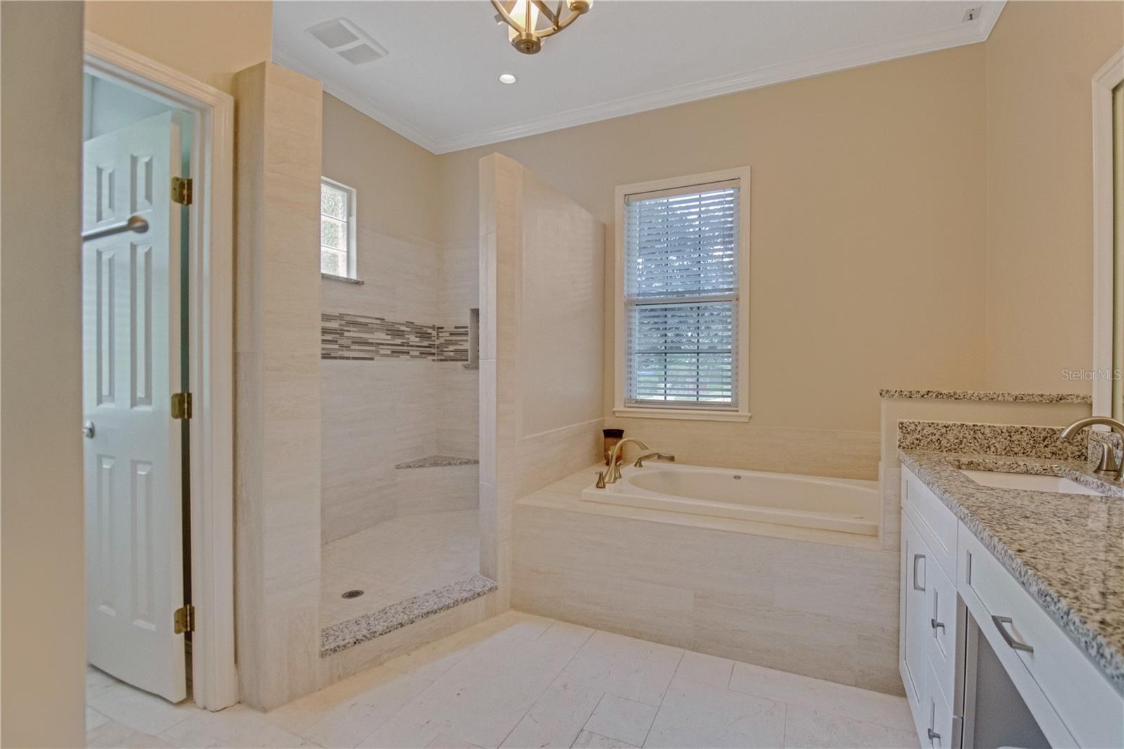 WINDSOR GLEN - Residential