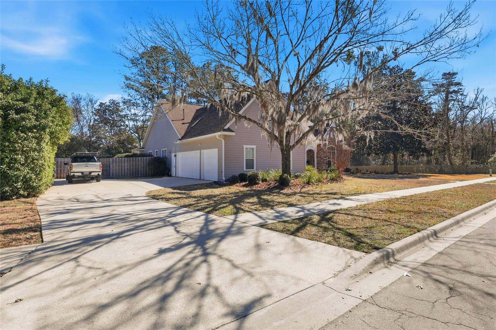 WINDSOR GLEN - Residential