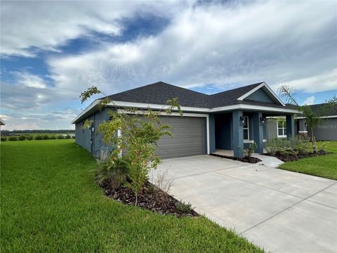 A home in PARRISH