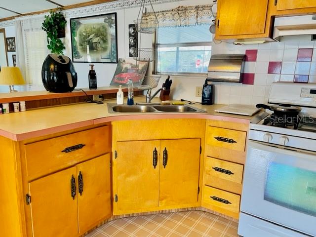 LAKE KATHRYN HEIGHTS REP - Residential