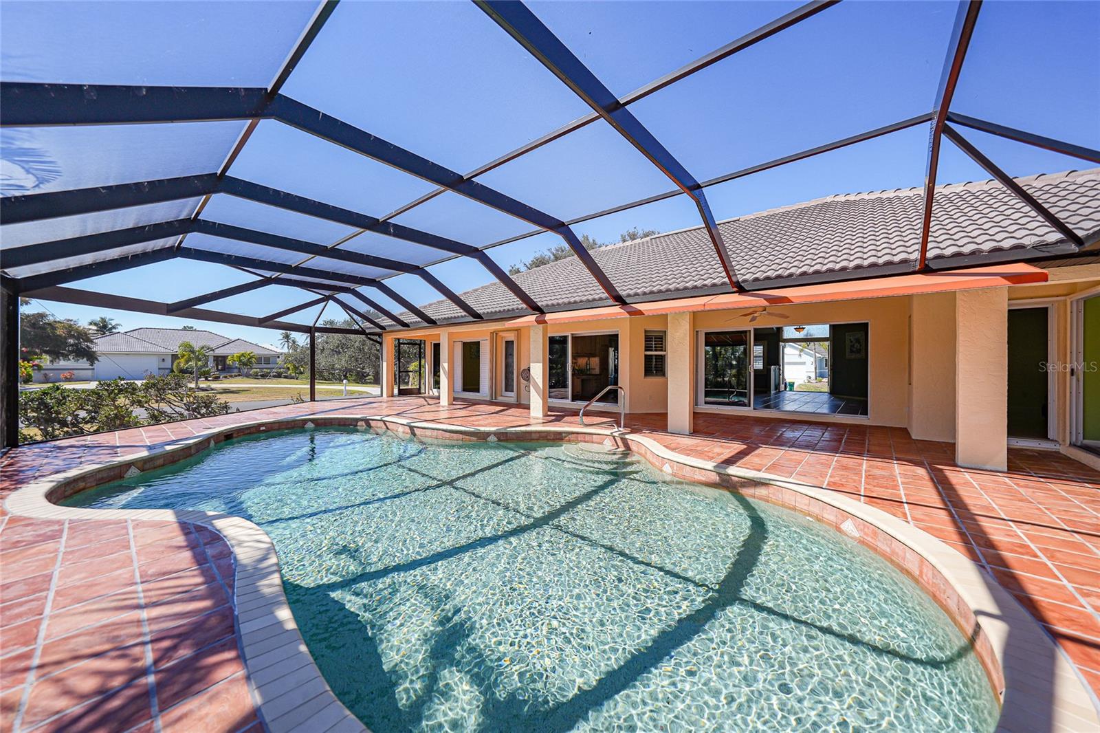 CAPE HAZE WINDWARD - Residential