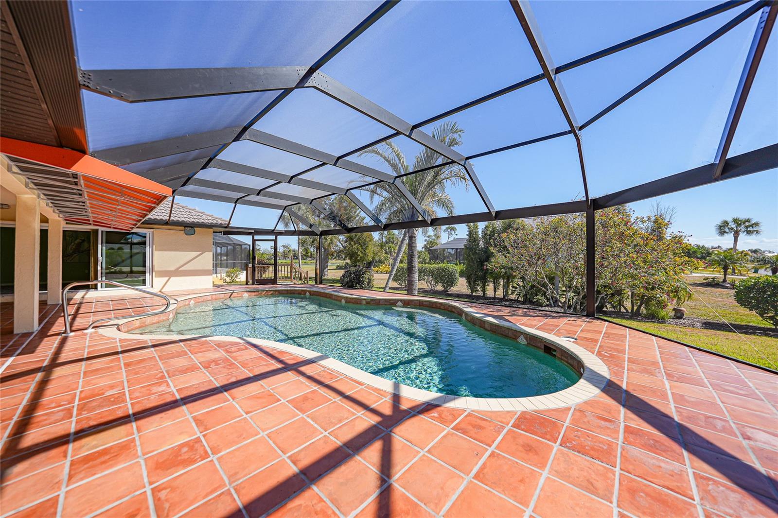 CAPE HAZE WINDWARD - Residential