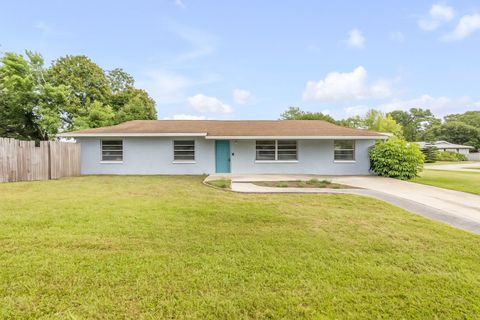 Photo of 3132 Pine Tree Drive, Edgewater, FL 32141 (MLS # NS1085352)