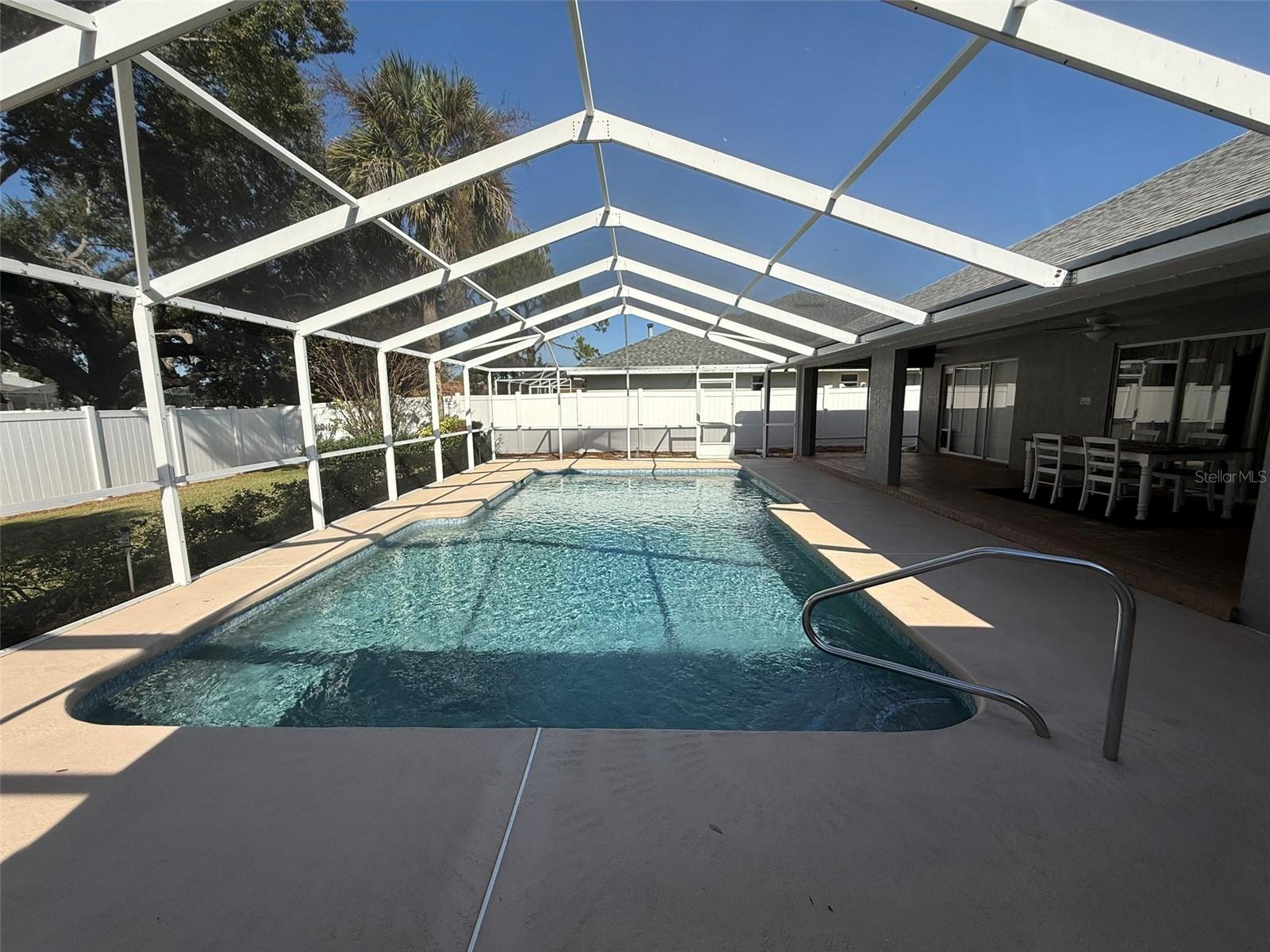 OVERLOOK ESTATES - Residential