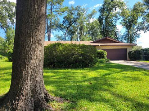 Photo of 4315 SE 10th Place, Ocala, FL 34471 (MLS # OM708650)