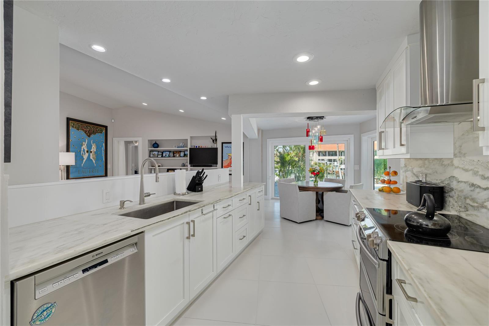 BAYWAY ISLES - Residential