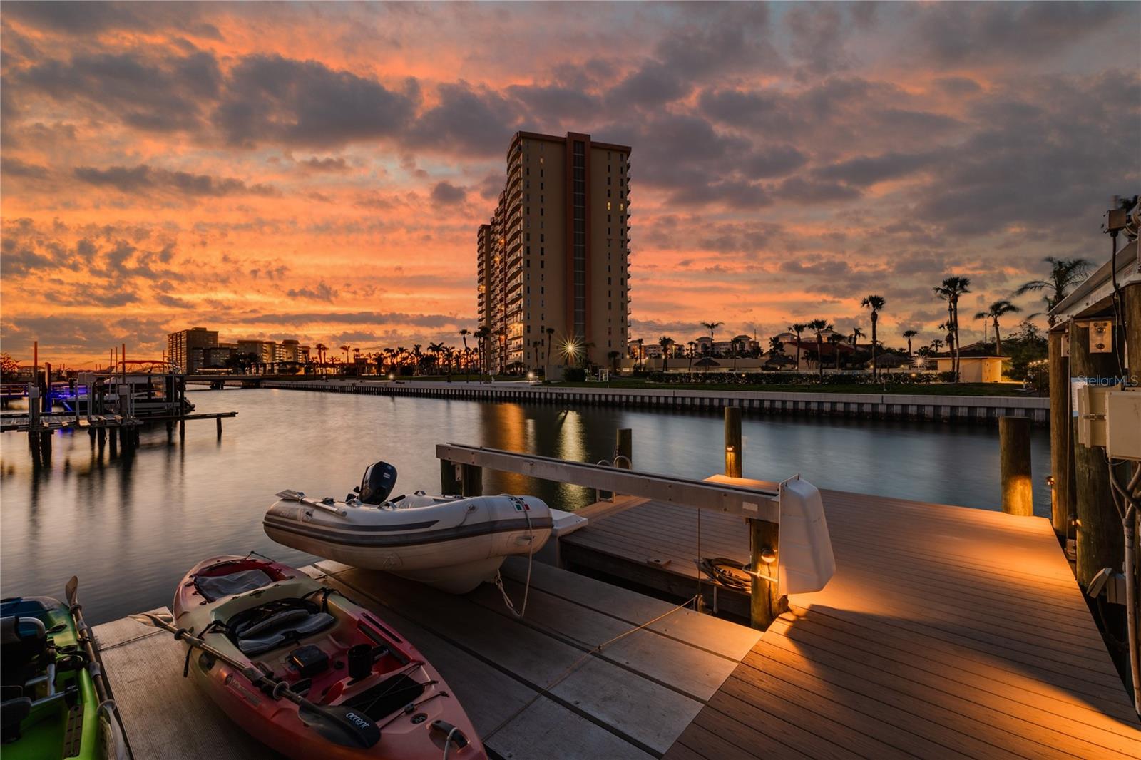 BAYWAY ISLES - Residential