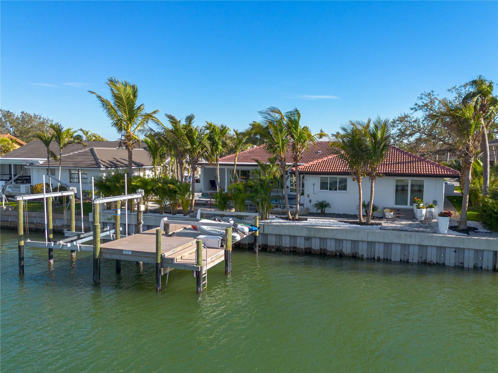 BAYWAY ISLES - Residential