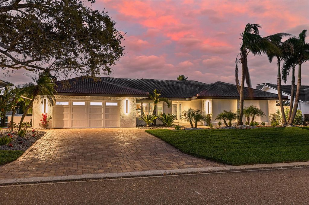 Photo of 4959 58th Avenue S, St Petersburg, FL 33715 (MLS # TB8439046)