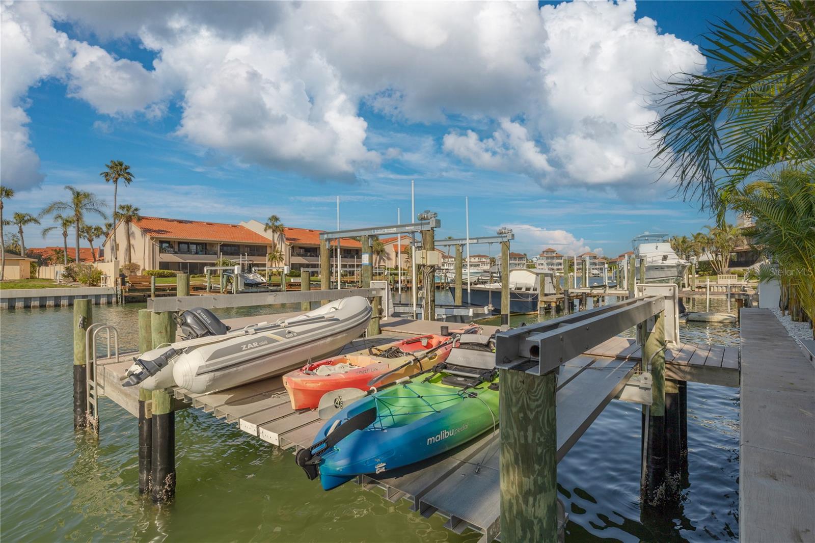BAYWAY ISLES - Residential