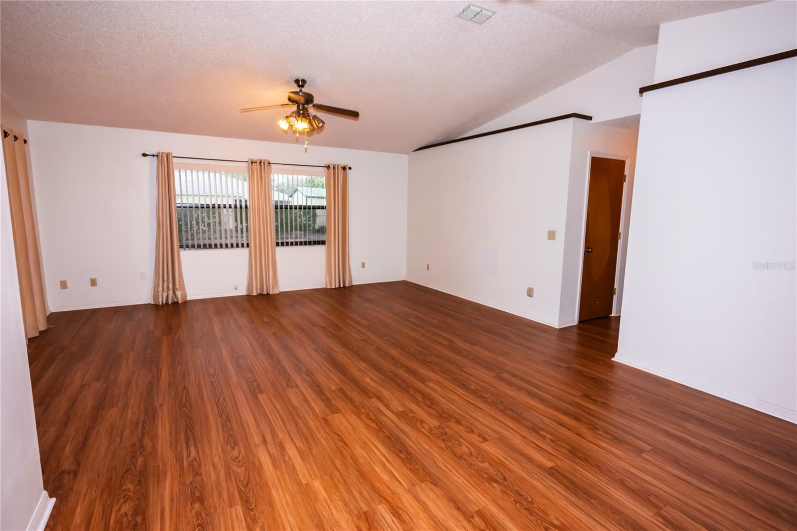 TANGERINE TRAILS - Residential