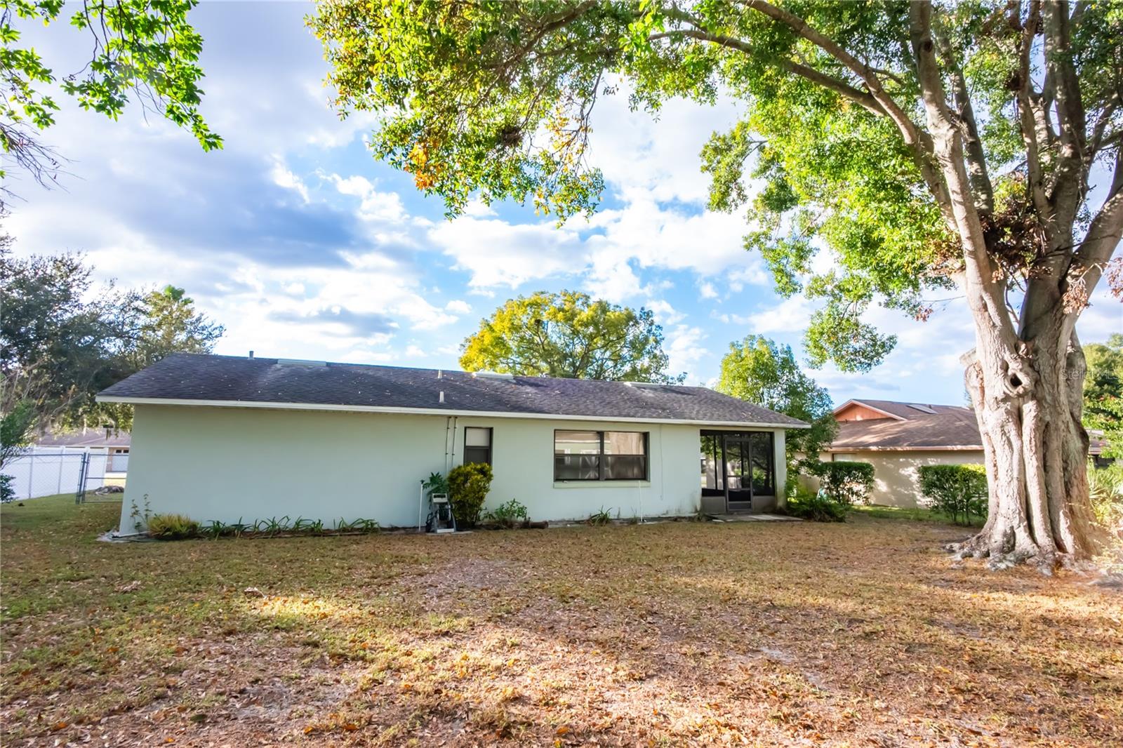 TANGERINE TRAILS - Residential